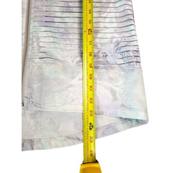 Chico's Zenergy Floral Burnout-Striped Jacket - Chico's 0 = US 4/S - Picture 5 of 12